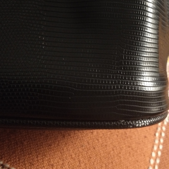 Magnetic Closure HandBag | Geir Ness Norway - Picture 9 of 11